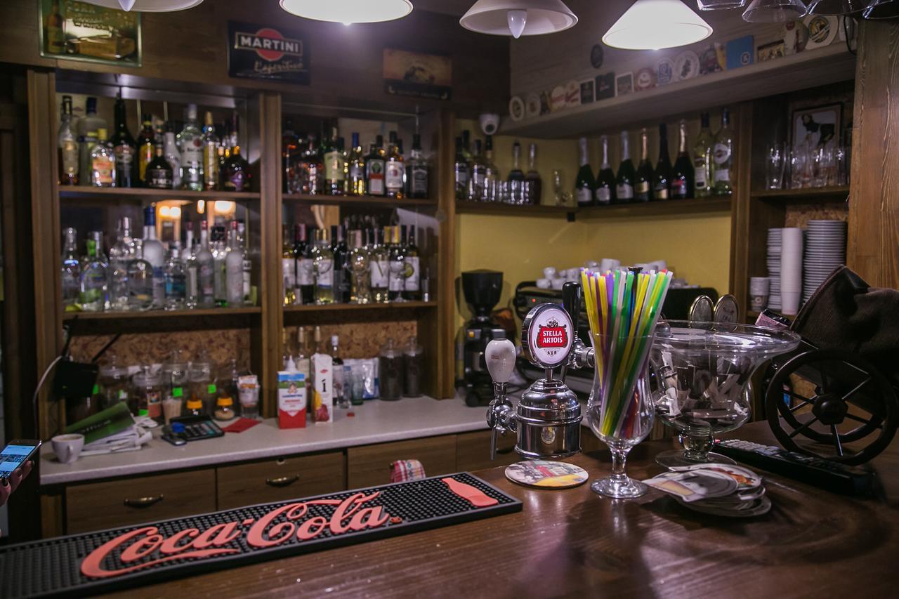Arizona Hotel Użhorod Zewnętrze zdjęcie