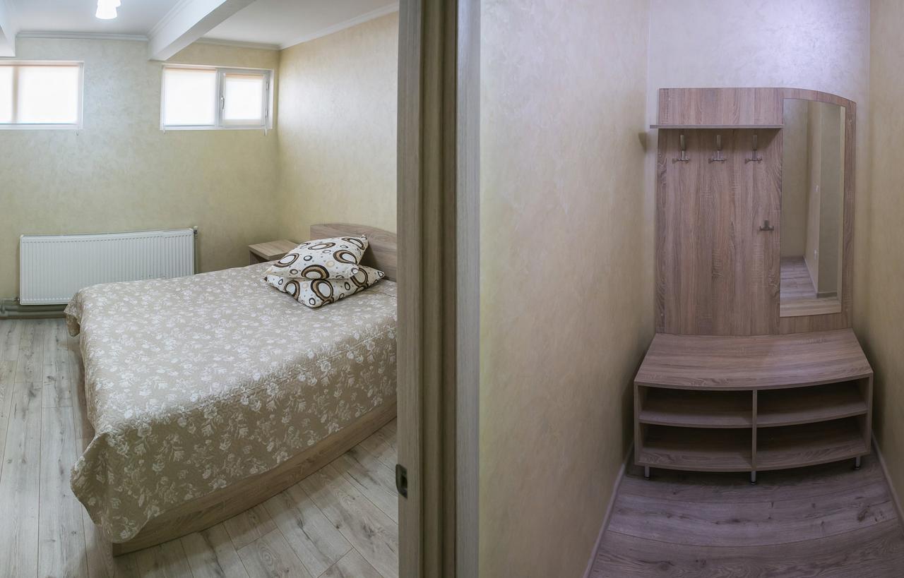 Arizona Hotel Użhorod Zewnętrze zdjęcie