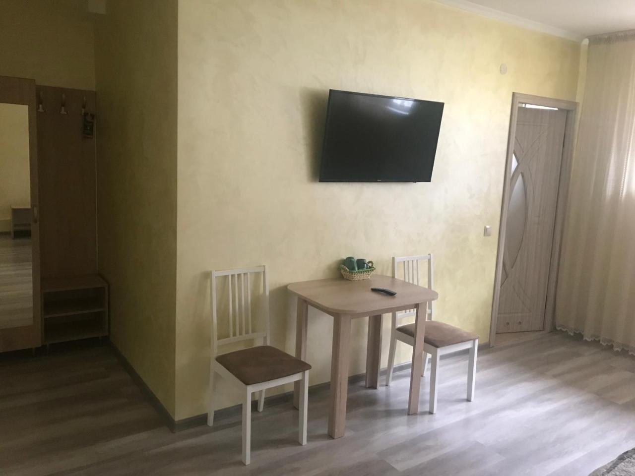 Arizona Hotel Użhorod Zewnętrze zdjęcie