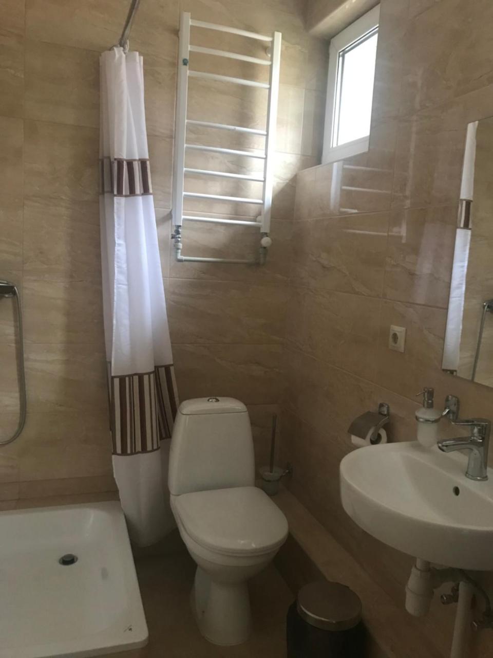 Arizona Hotel Użhorod Zewnętrze zdjęcie