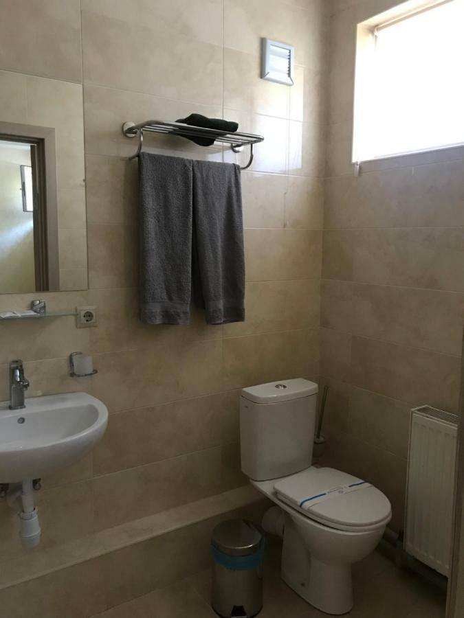 Arizona Hotel Użhorod Zewnętrze zdjęcie